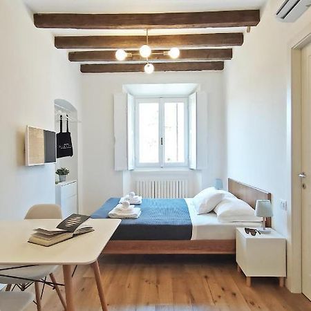 Milano Navigli Apartment - Via Vigevano المظهر الخارجي الصورة