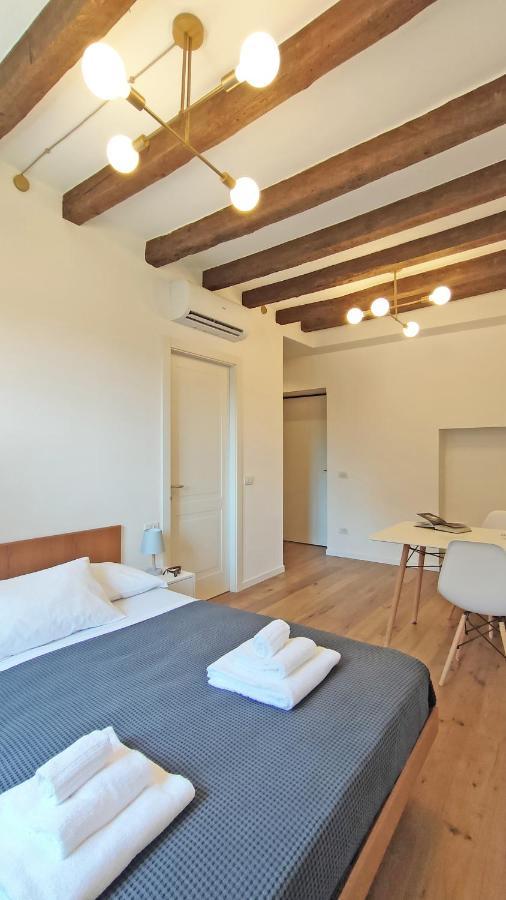 Milano Navigli Apartment - Via Vigevano المظهر الخارجي الصورة