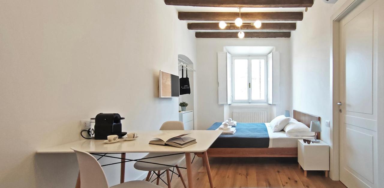 Milano Navigli Apartment - Via Vigevano المظهر الخارجي الصورة